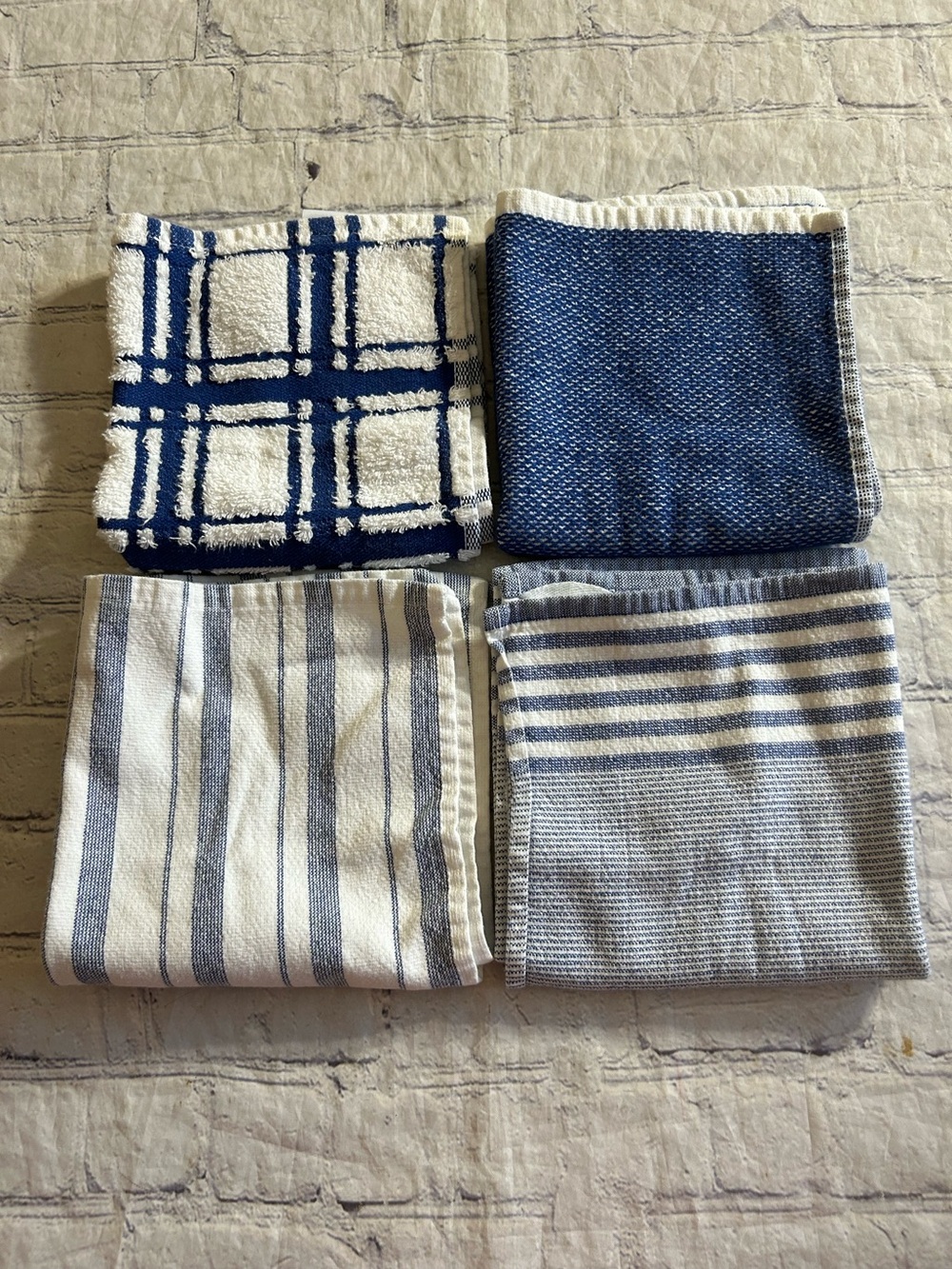 WILLIAMS SONOMA CALIFORNIA 100% COTTON (4) DISH CLOTHS BLUE/WHITE COLORS